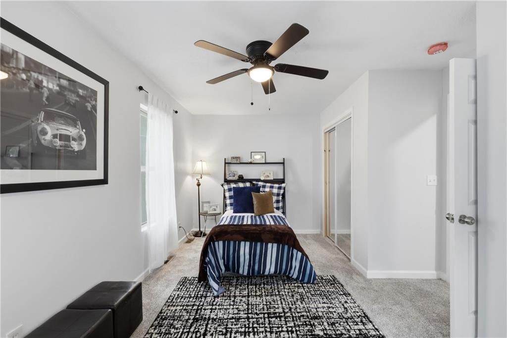 2526 Queen Ridge Drive — photo 16