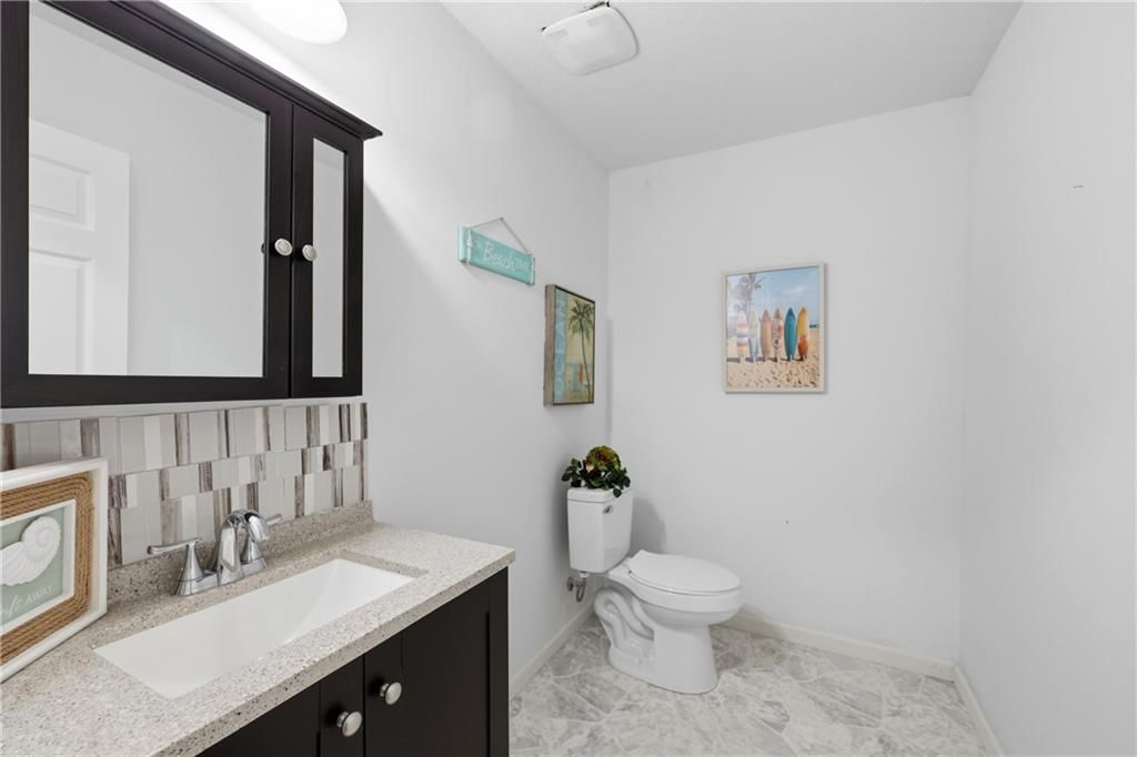 2526 Queen Ridge Drive — photo 22