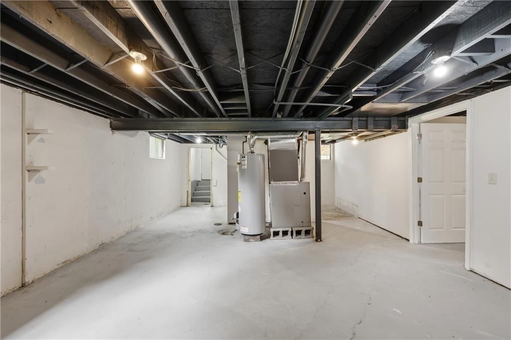 2526 Queen Ridge Drive — photo 34