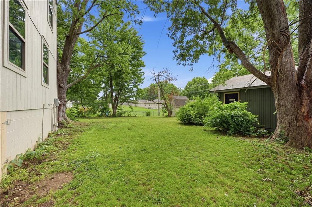 2526 Queen Ridge Drive — photo 35
