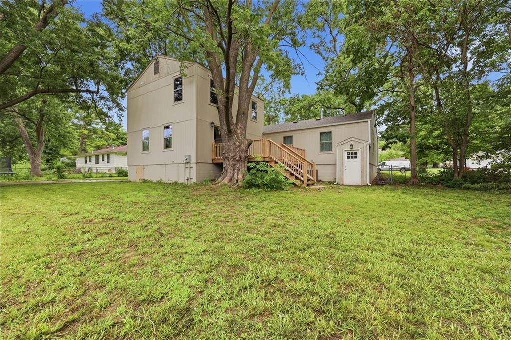 2526 Queen Ridge Drive — photo 36