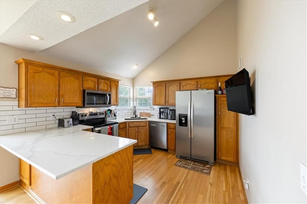 1300 SE Princeton Drive — photo 9