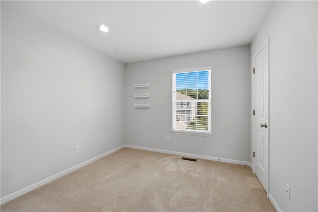 1109 SW Arborway Drive — photo 16