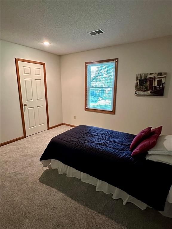 12818 Bond Street — photo 34