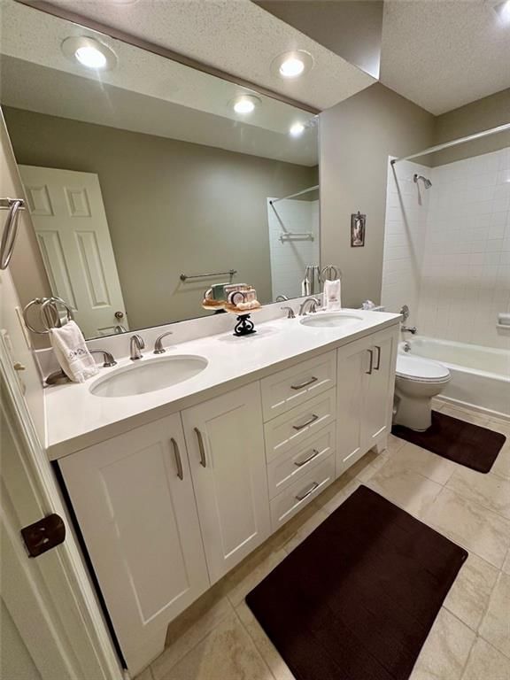 12818 Bond Street — photo 37