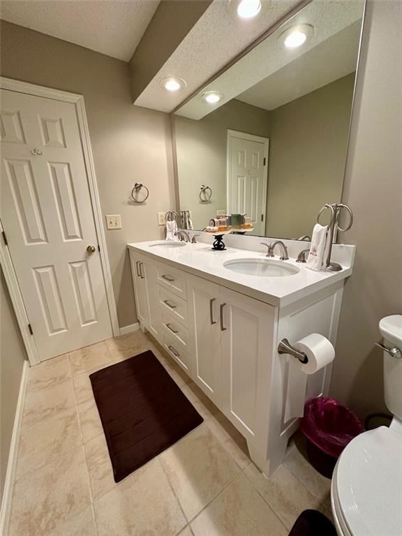 12818 Bond Street — photo 38