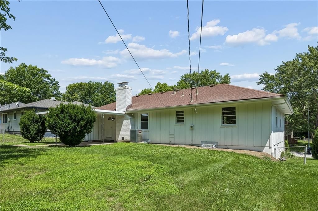 7509 E 100th Street — photo 33