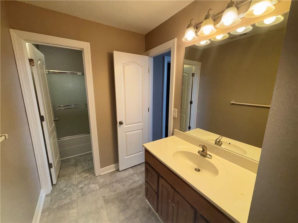 21154 Millridge Street — photo 30