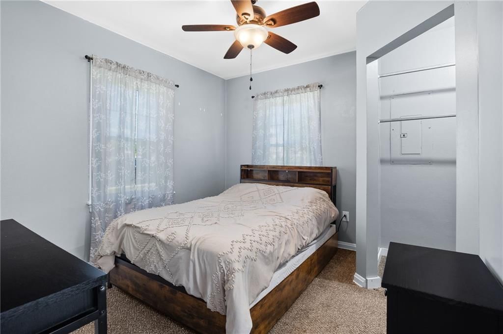 109 E Chestnut Street — photo 10