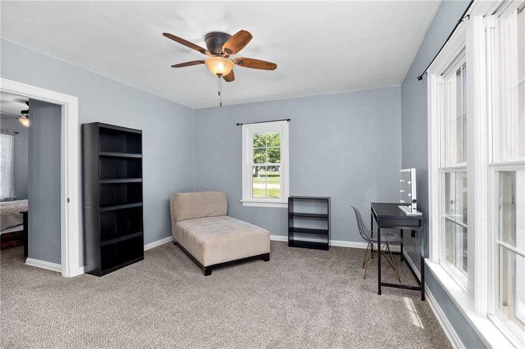 109 E Chestnut Street — photo 11