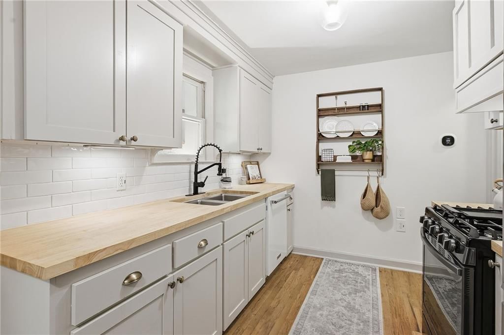 5930 Hardy Street — photo 8