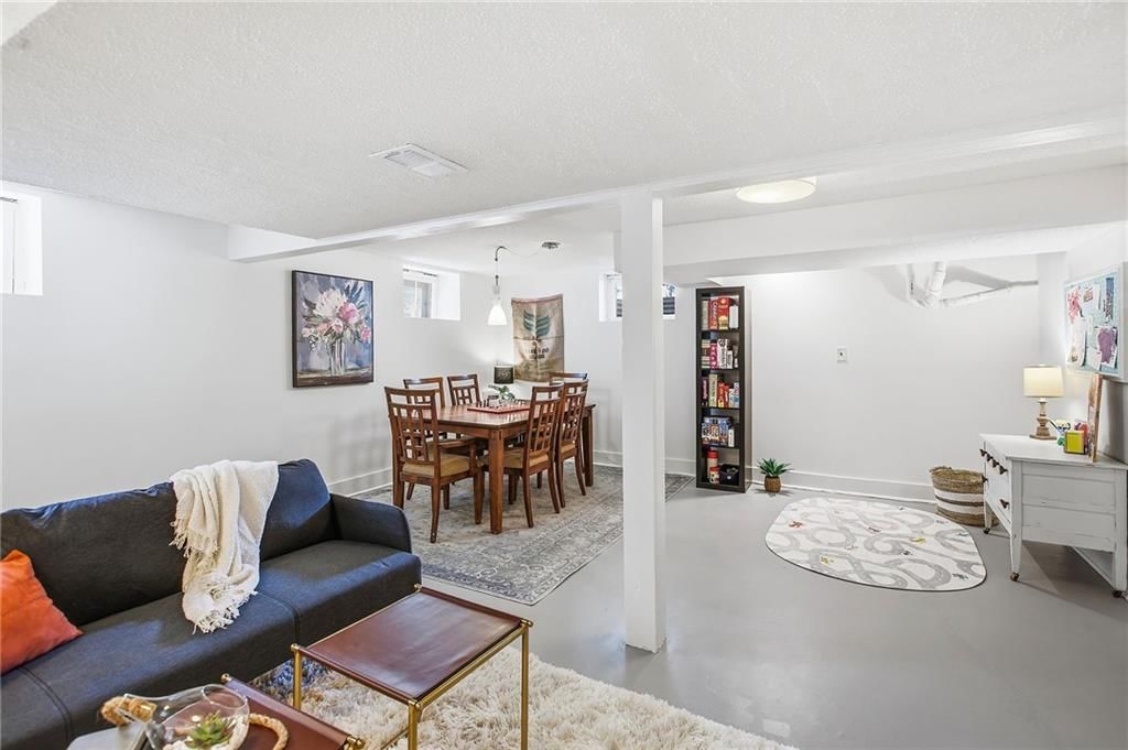 5930 Hardy Street — photo 27