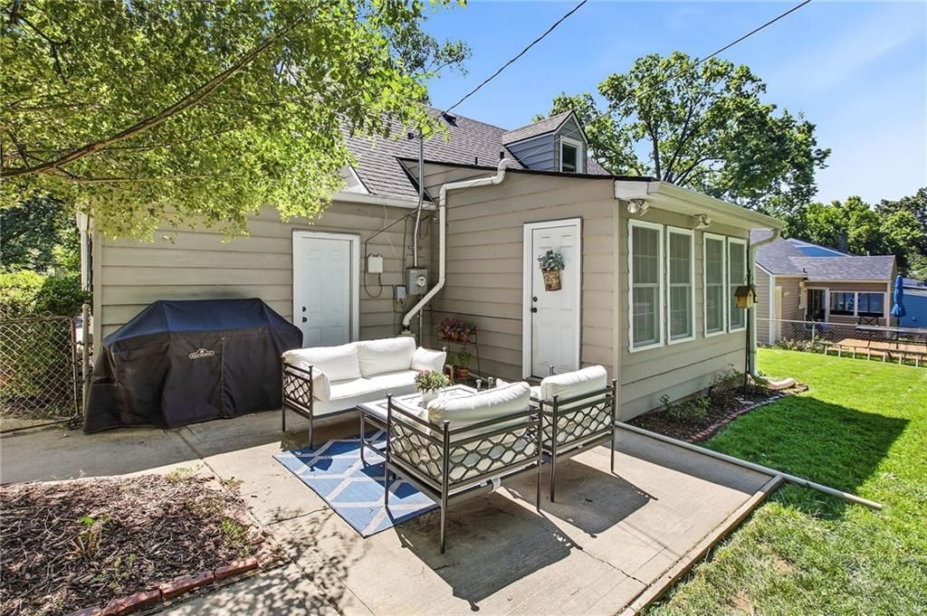 5930 Hardy Street — photo 28