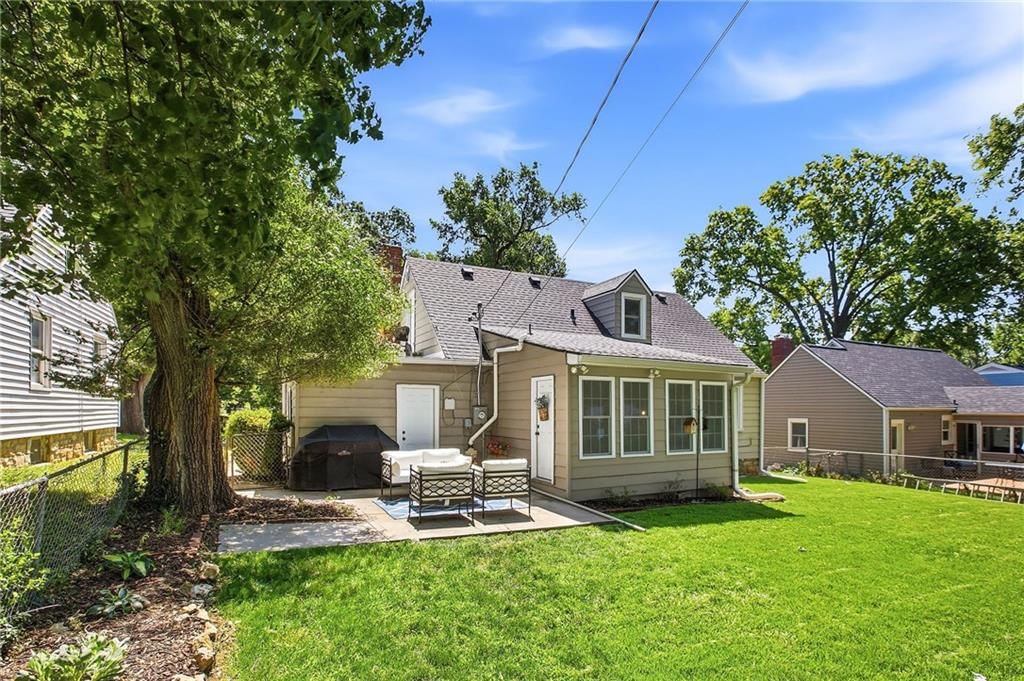 5930 Hardy Street — photo 29