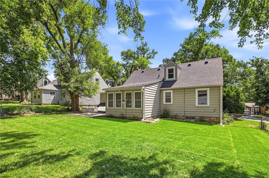 5930 Hardy Street — photo 31