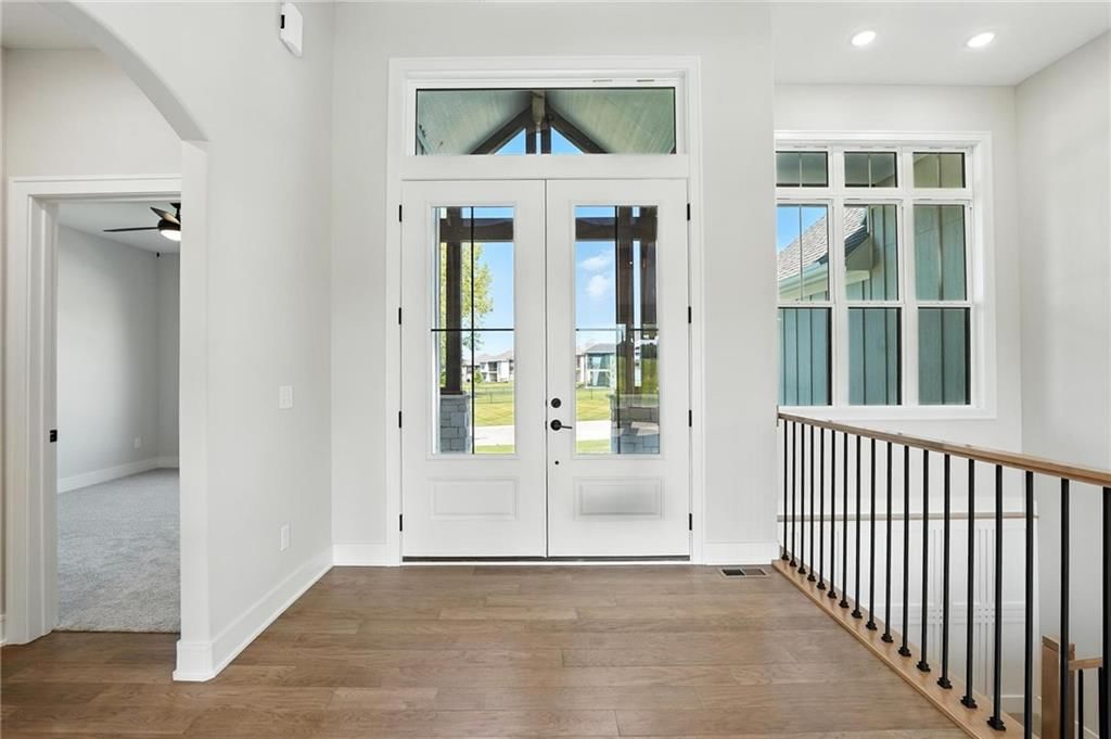 4137 Lake Shore Drive — photo 5