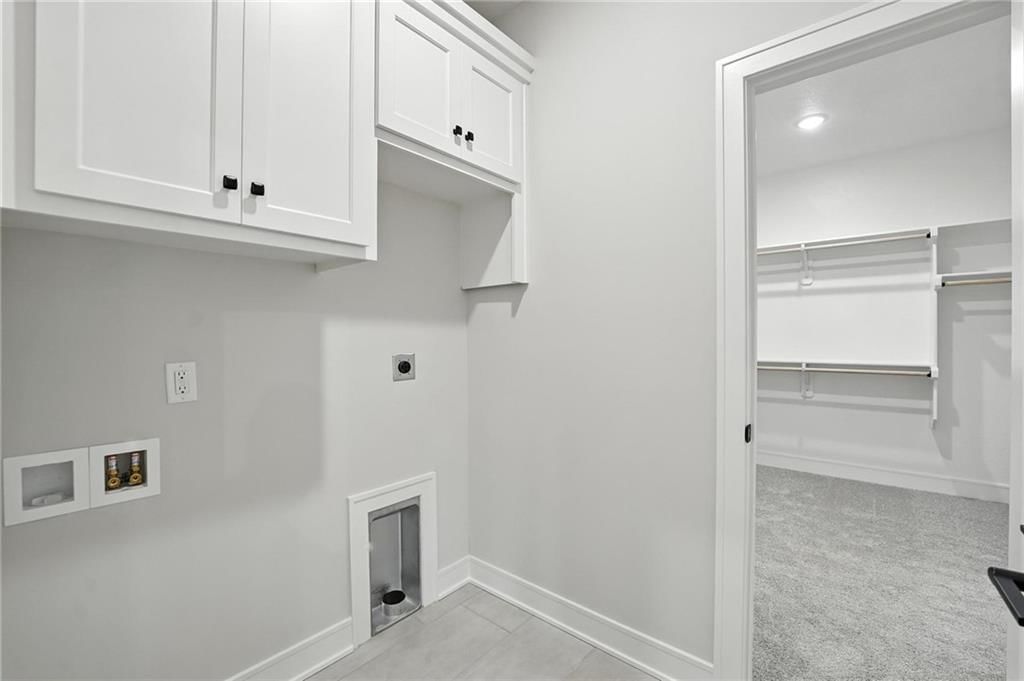 4137 Lake Shore Drive — photo 24