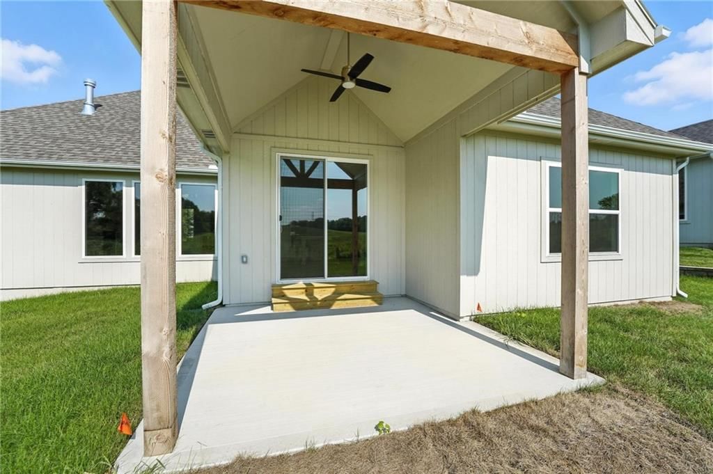 4137 Lake Shore Drive — photo 33