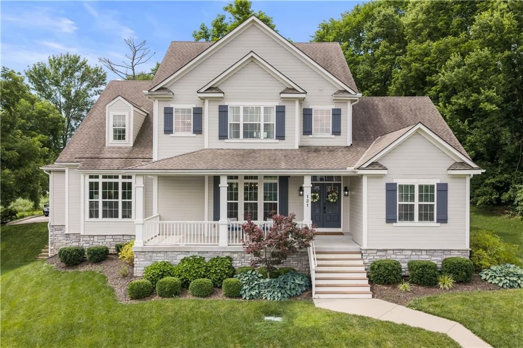 131 Anchor Drive — photo 1