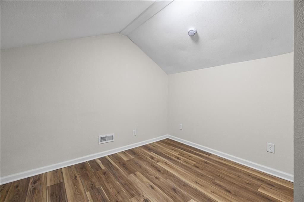 305 S Sunset Drive — photo 18