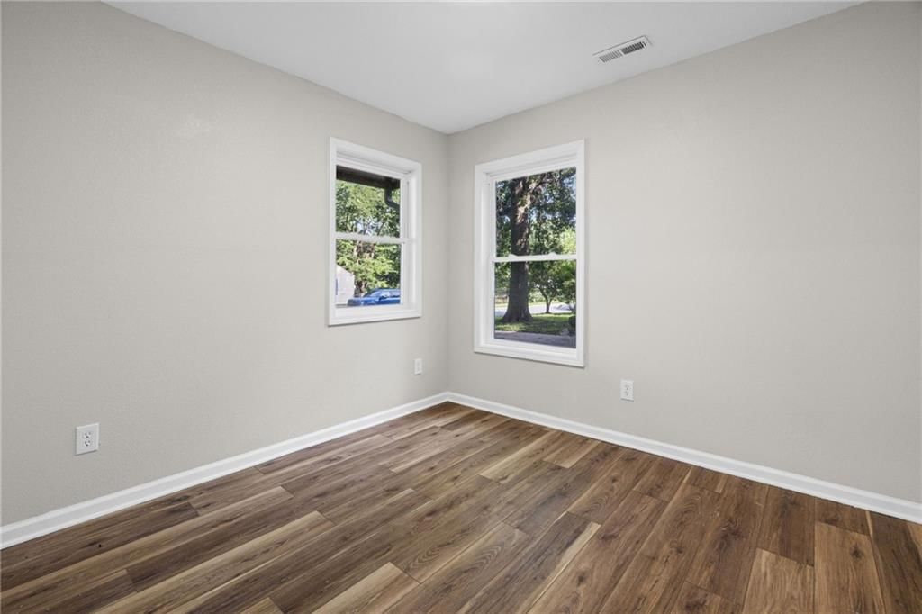 305 S Sunset Drive — photo 20