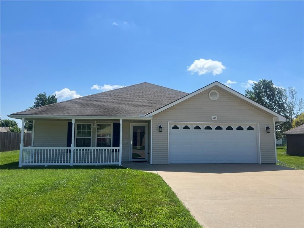 610 S Connor Street, Odessa, MO