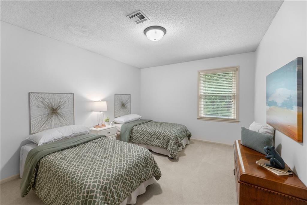 11920 Windsor Drive — photo 15