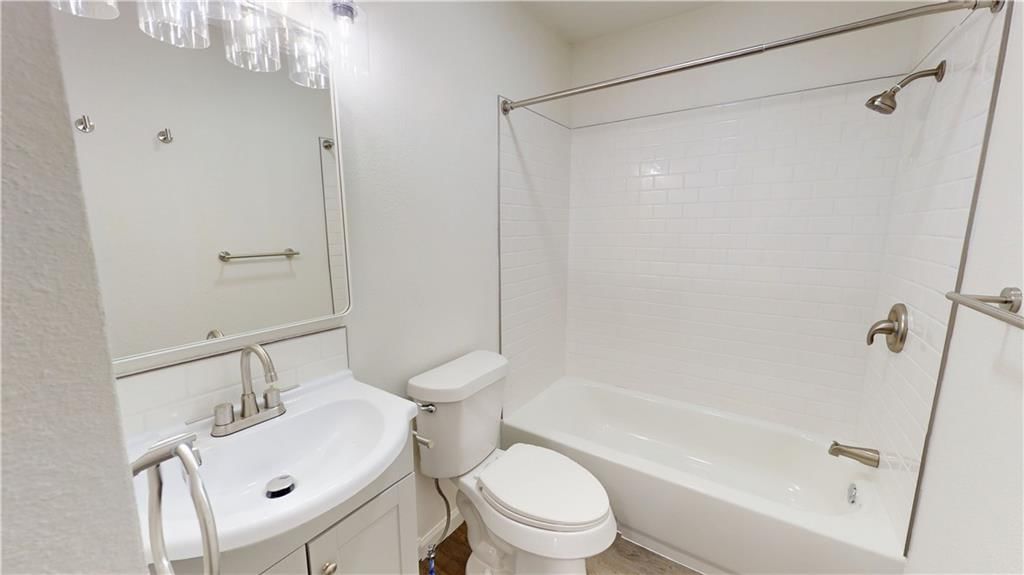224 W South Street — photo 4