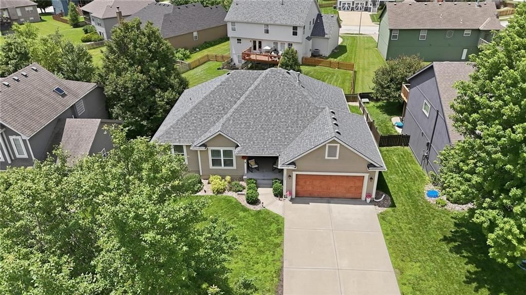 10834 N Manchester Avenue — photo 4