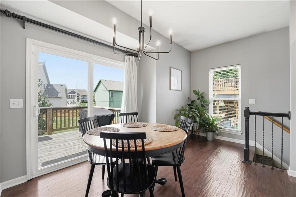 10834 N Manchester Avenue — photo 14