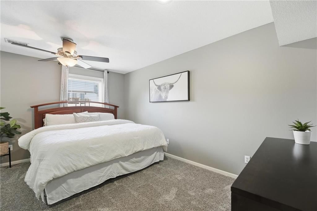 10834 N Manchester Avenue — photo 33