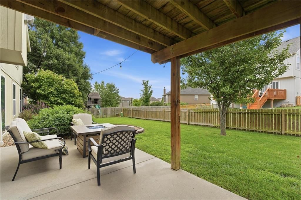 10834 N Manchester Avenue — photo 36