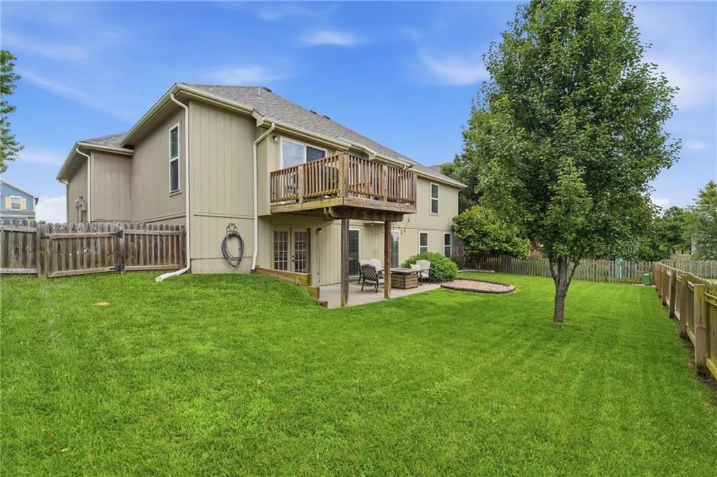 10834 N Manchester Avenue — photo 38
