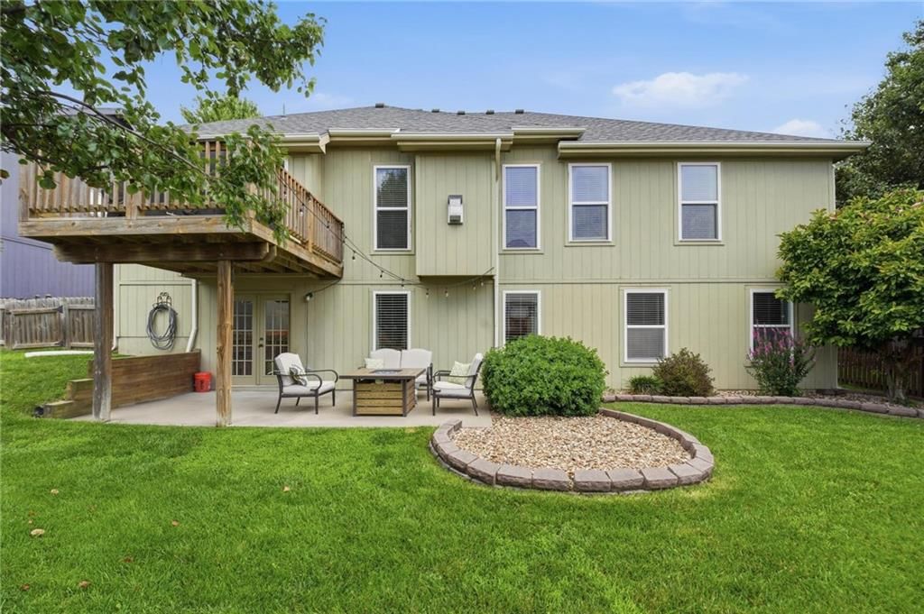 10834 N Manchester Avenue — photo 40