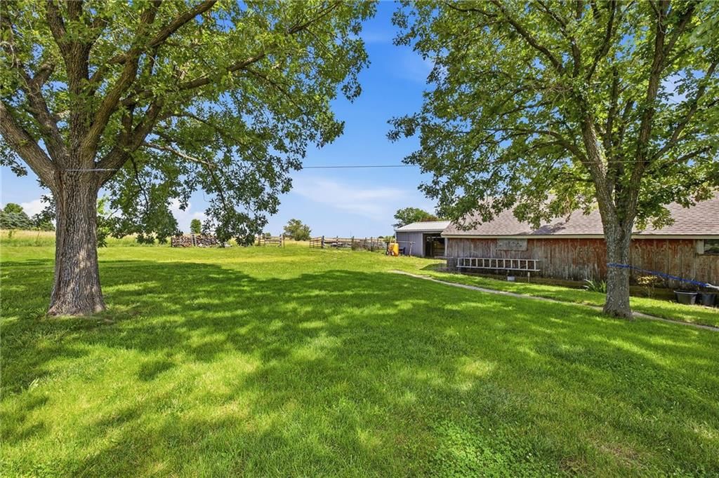 21401 S Renner Road — photo 36