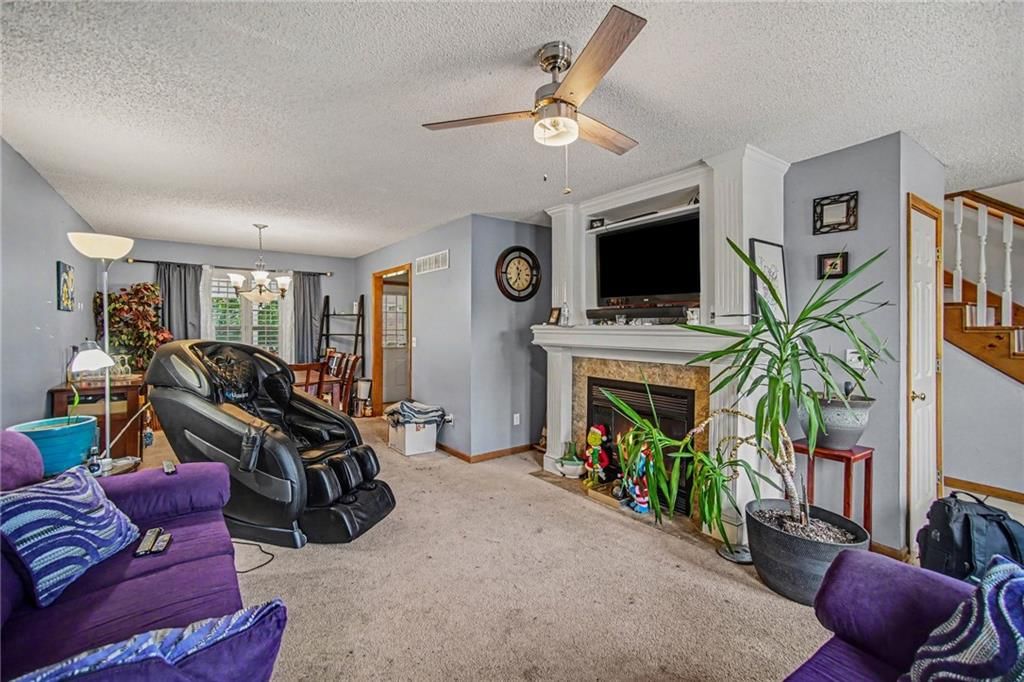 6301 N Quincy Avenue — photo 4