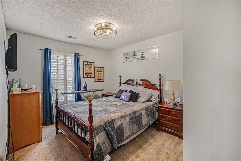 6301 N Quincy Avenue — photo 11