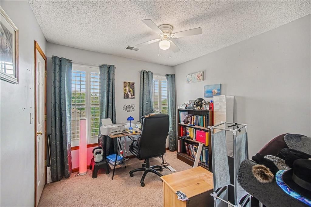 6301 N Quincy Avenue — photo 13