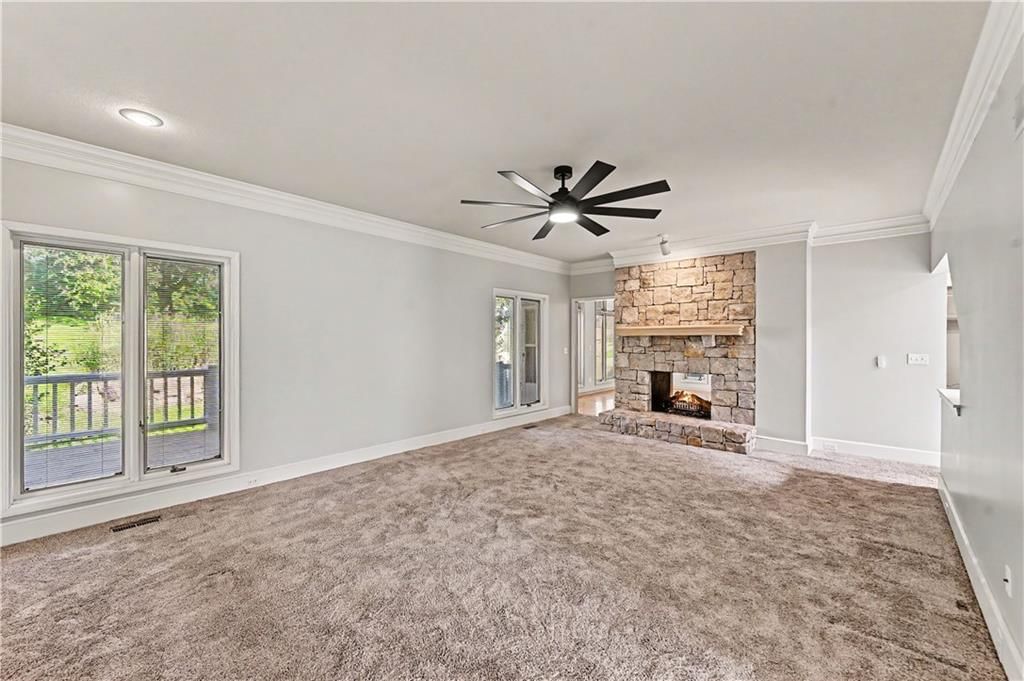 10240 S Northlake Avenue — photo 8