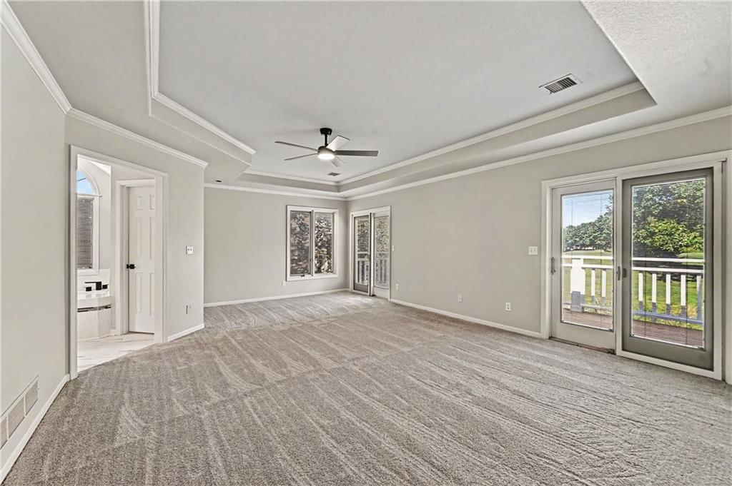 10240 S Northlake Avenue — photo 17