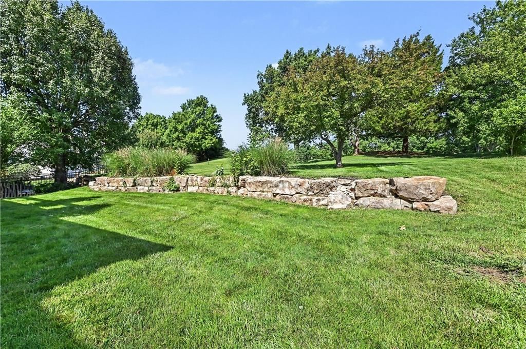 10240 S Northlake Avenue — photo 34