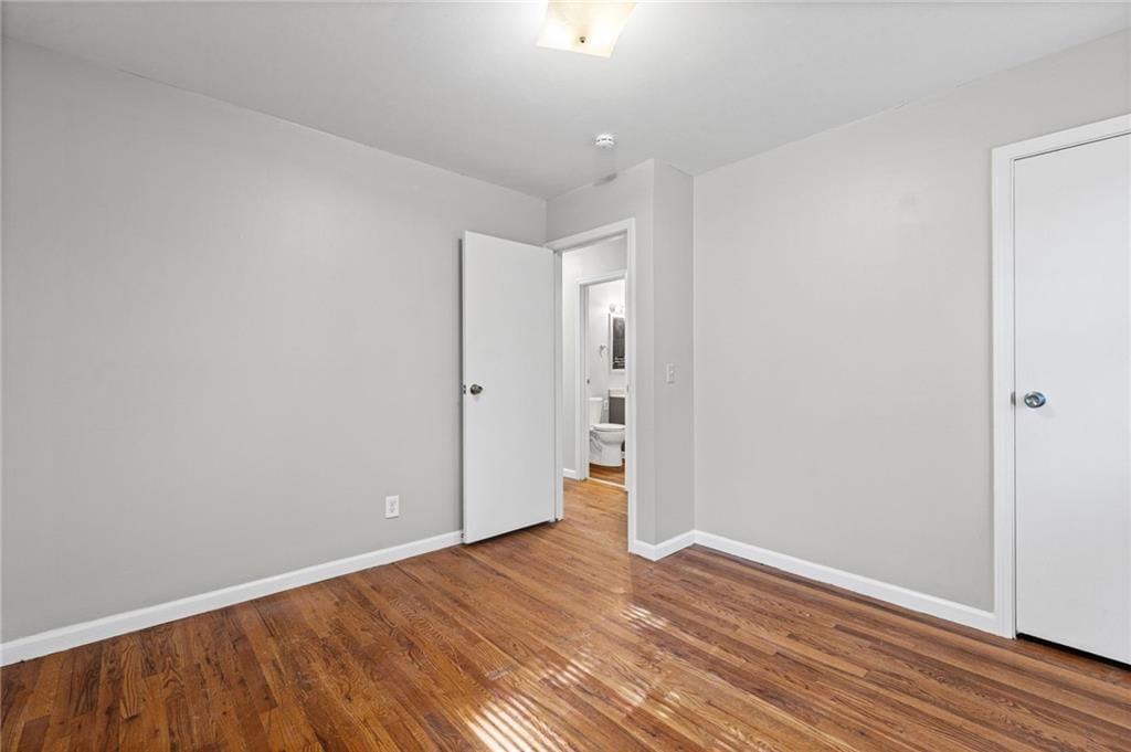 5388 N Palmer Avenue — photo 14
