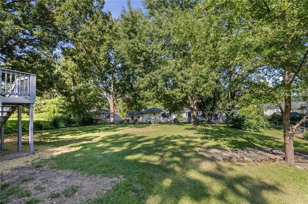5388 N Palmer Avenue — photo 30