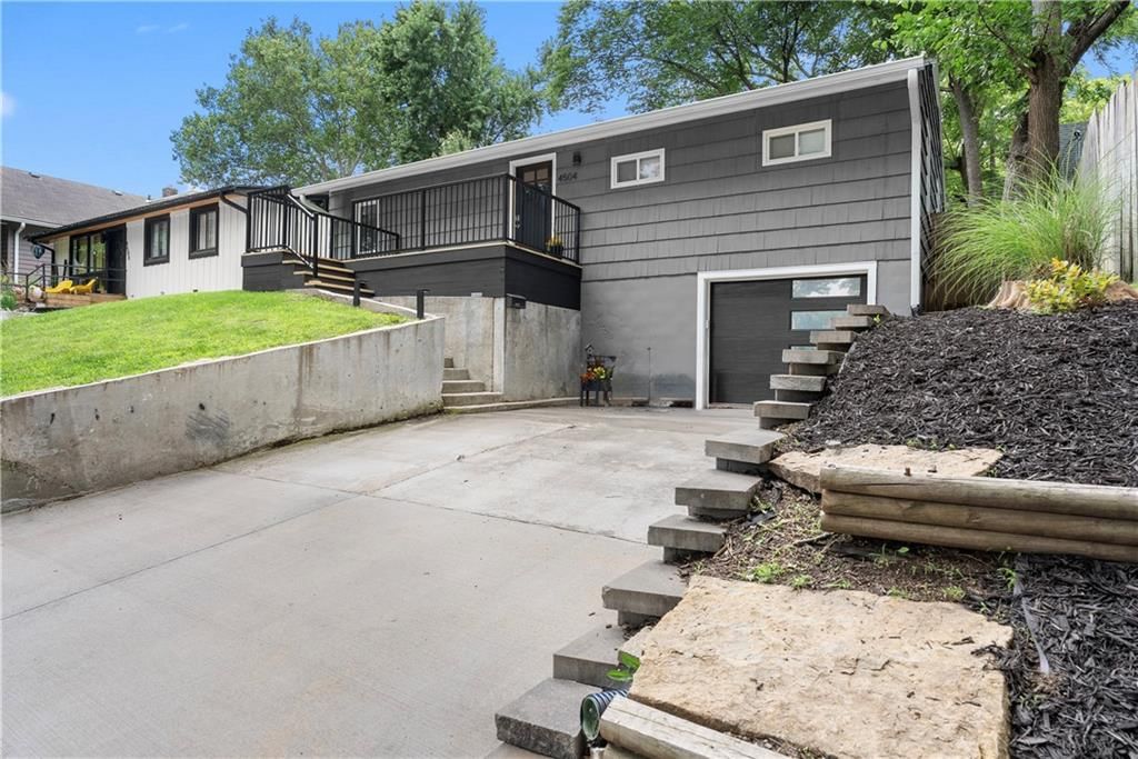 4504 Liberty Street — photo 2