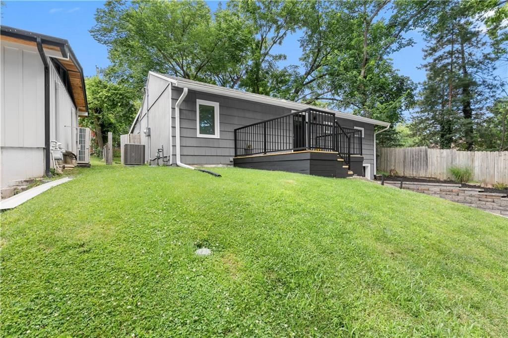4504 Liberty Street — photo 3