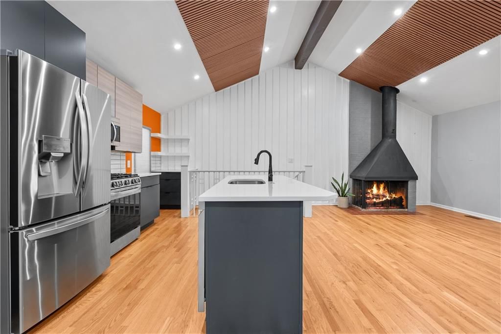 4504 Liberty Street — photo 8
