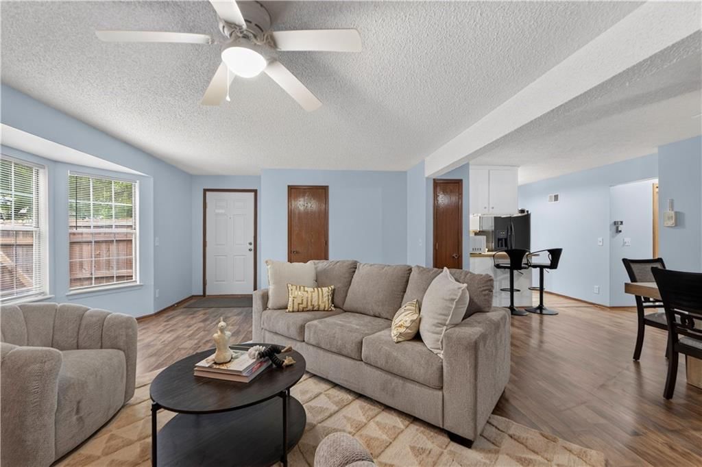 8333 Lowell Avenue — photo 11