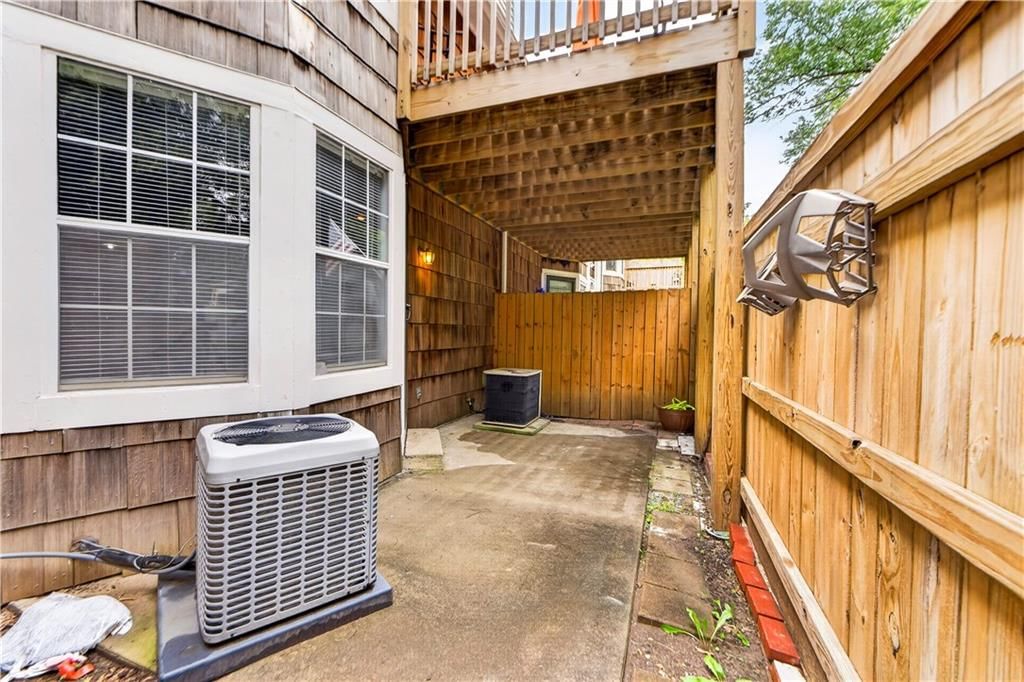 8333 Lowell Avenue — photo 42