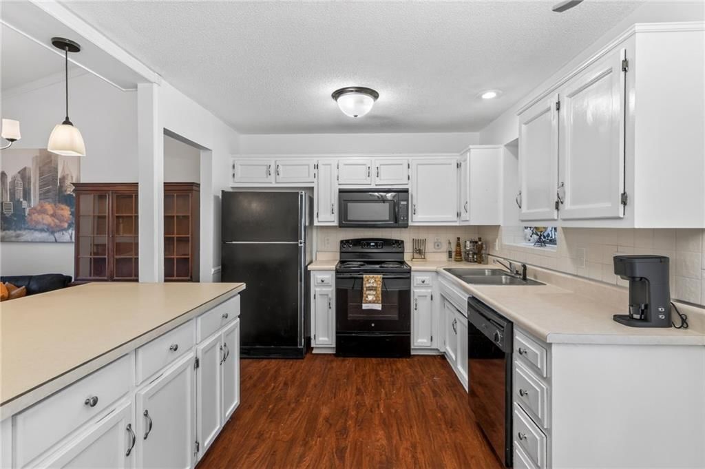 12357 W 107th Terrace — photo 8