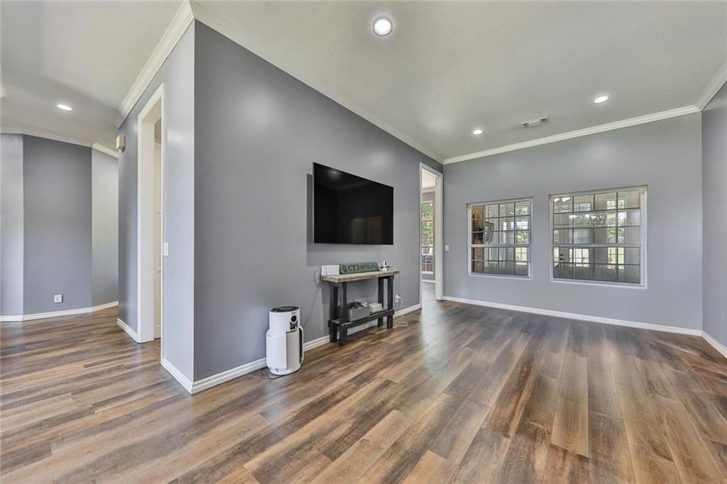2792 W Northbrook Street — photo 11